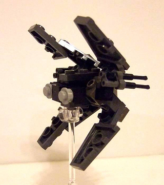 Illustration for article titled Using Hundreds of LEGO Star Wars Mini-Spaceships to Create Huge Battles